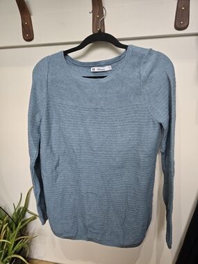 Reitmans Light Blue Ribbed Crewneck Sweater